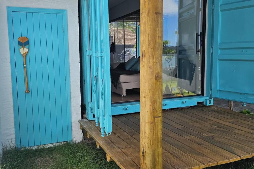 Casa Container Pe na Areia