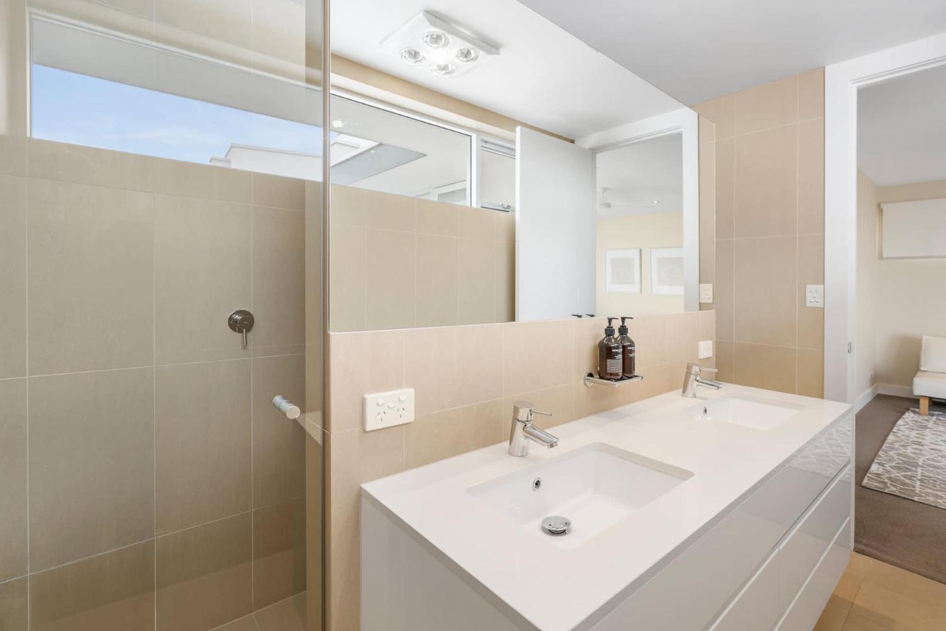43A Hayward Ct - Beachfront Linen and Wi-Fi