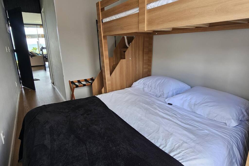 Casa Container Pe na Areia