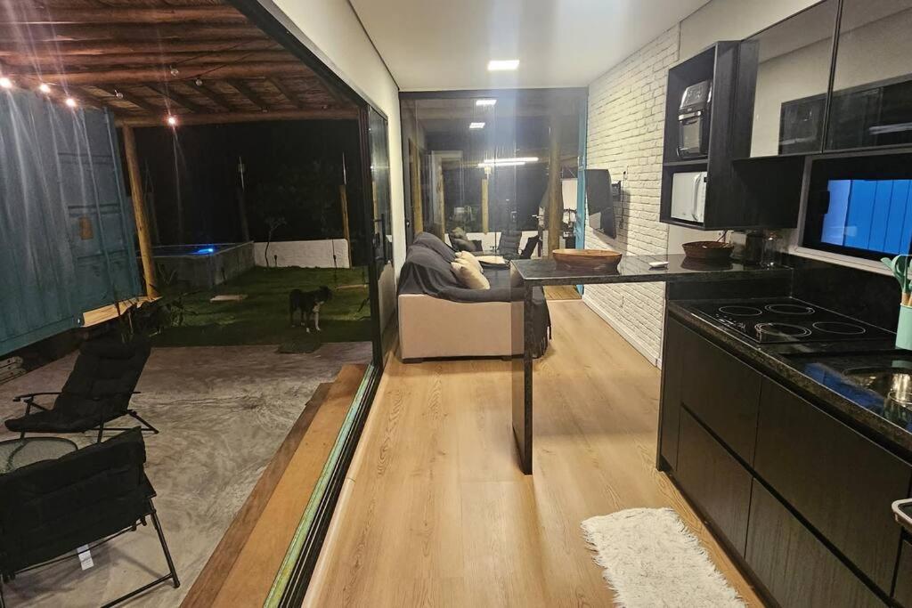 Casa Container Pe na Areia