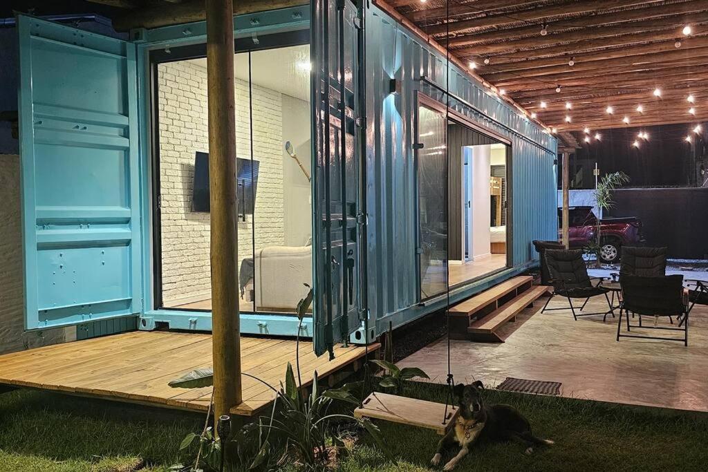 Casa Container Pe na Areia