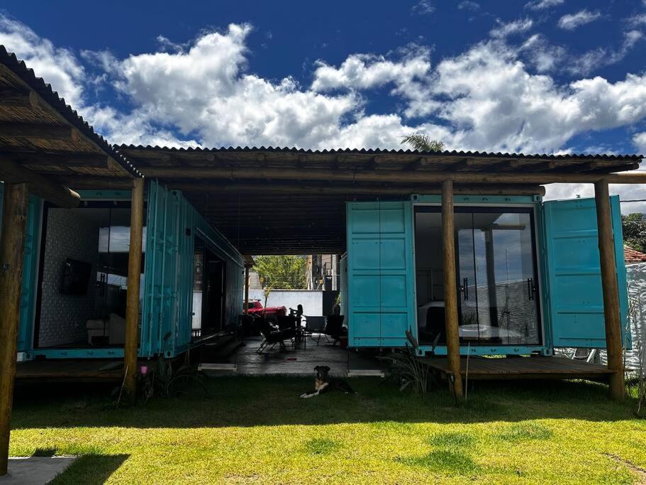 Casa Container Pe na Areia