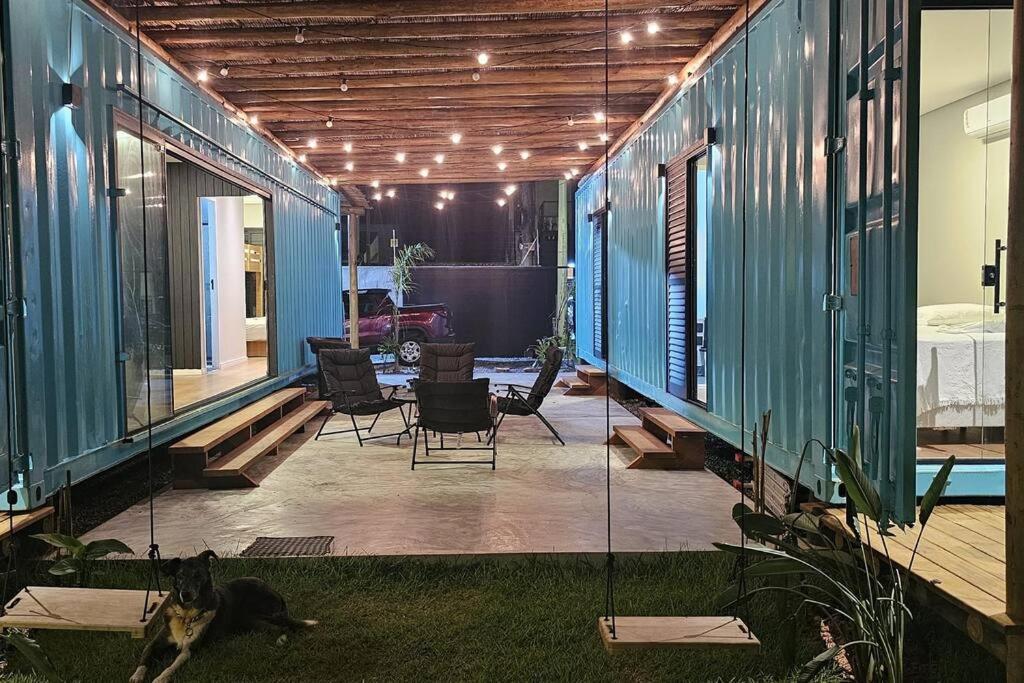 Casa Container Pe na Areia