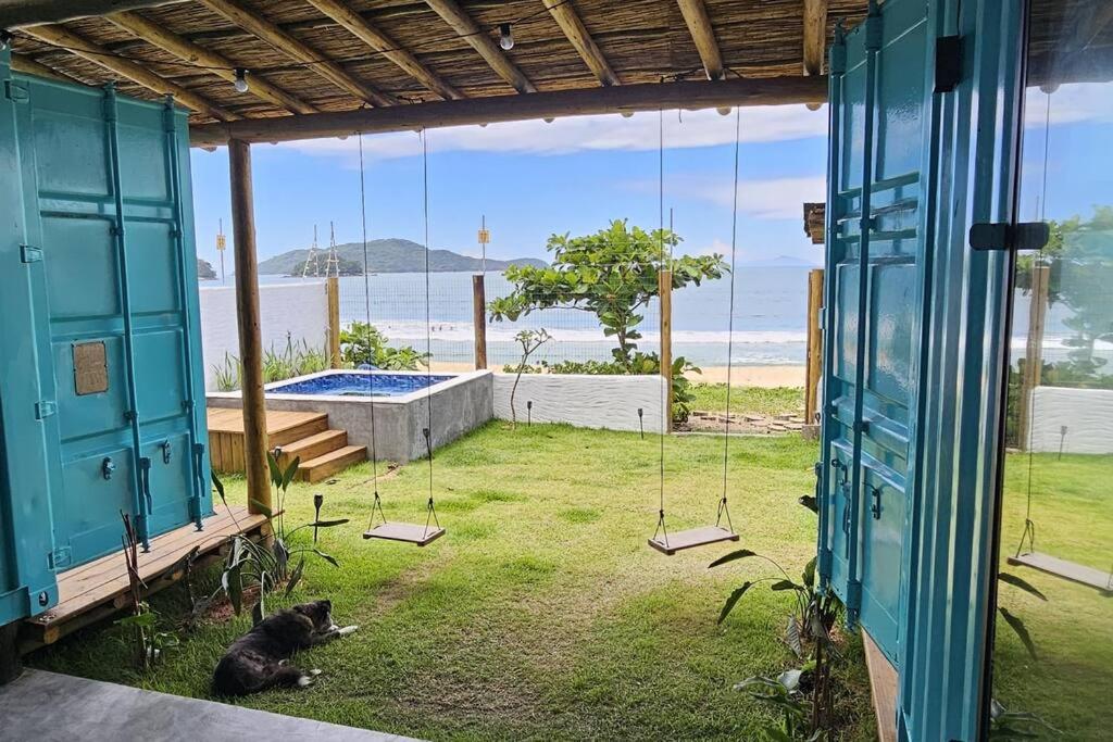 Casa Container Pe na Areia