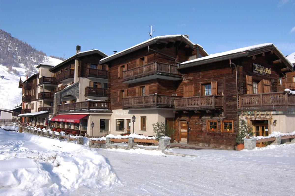 hotel building