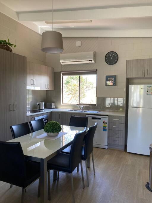 Unit 17 Riverview Retreat