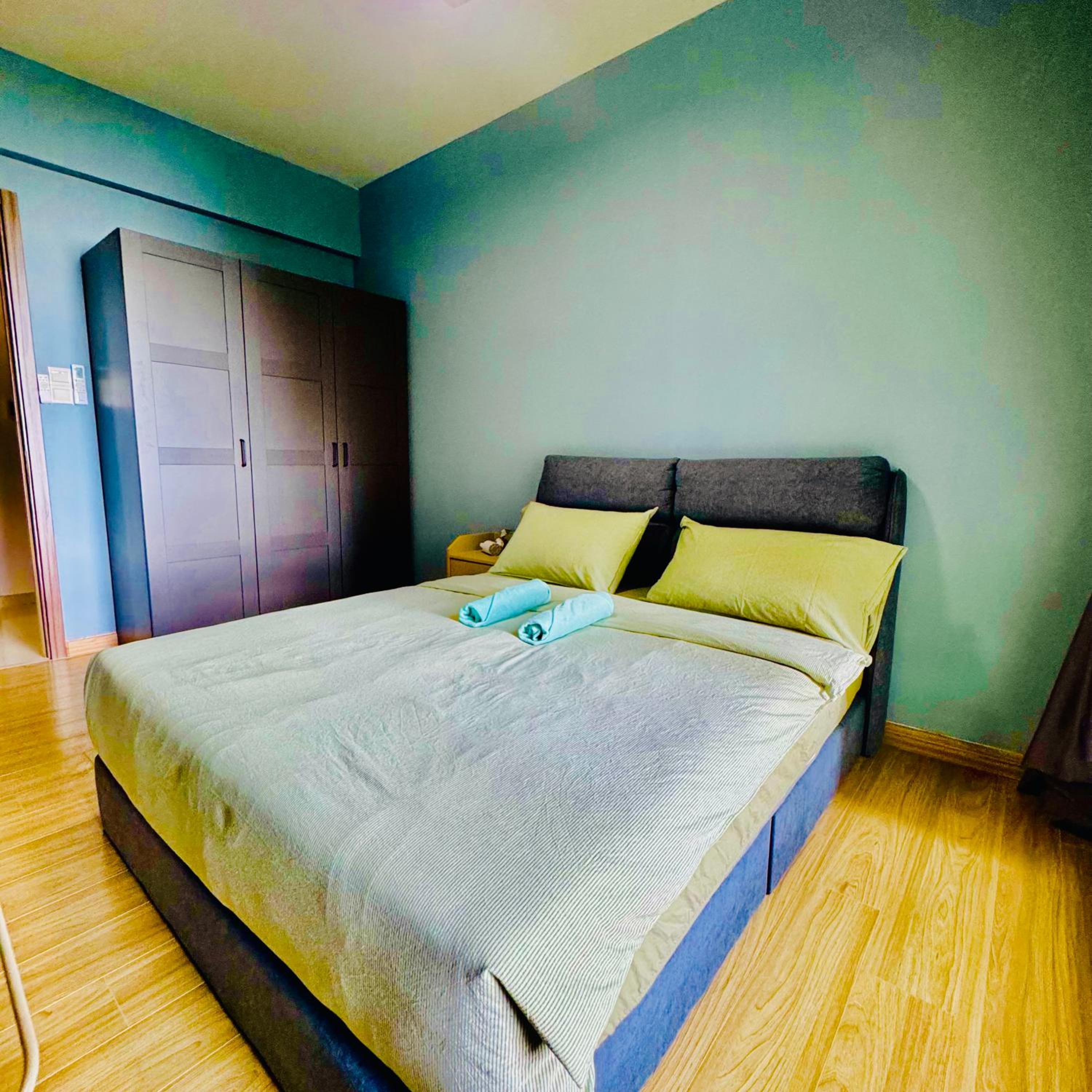 Seaview 2B1R 8pax Condo Forest City 4J-910 photo 1