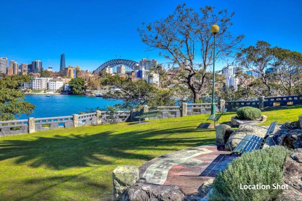2 Bedroom Sydney Harbour Opera House Waterview
