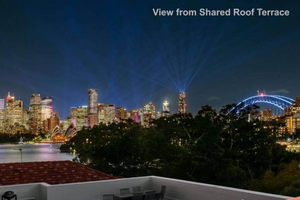 2 Bedroom Sydney Harbour Opera House Waterview