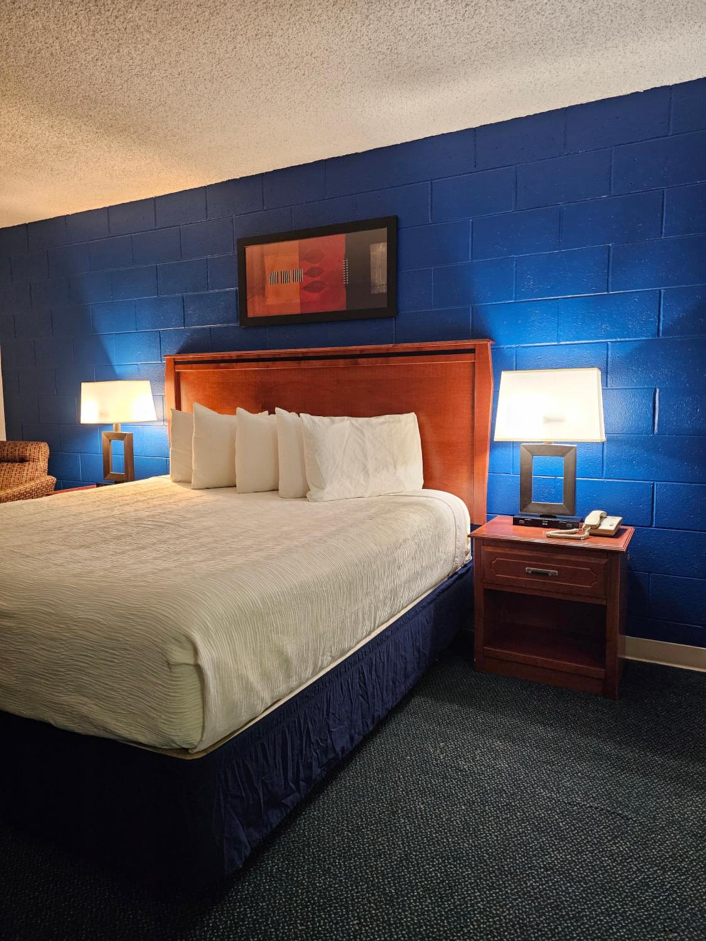 Rawlins Vacations - 1st Choice Inn of Rawlins - Property Image 1