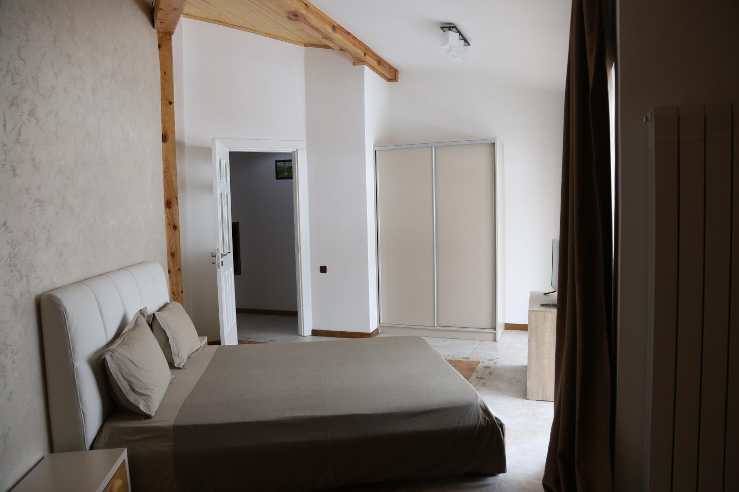 Holiday House Kubrat