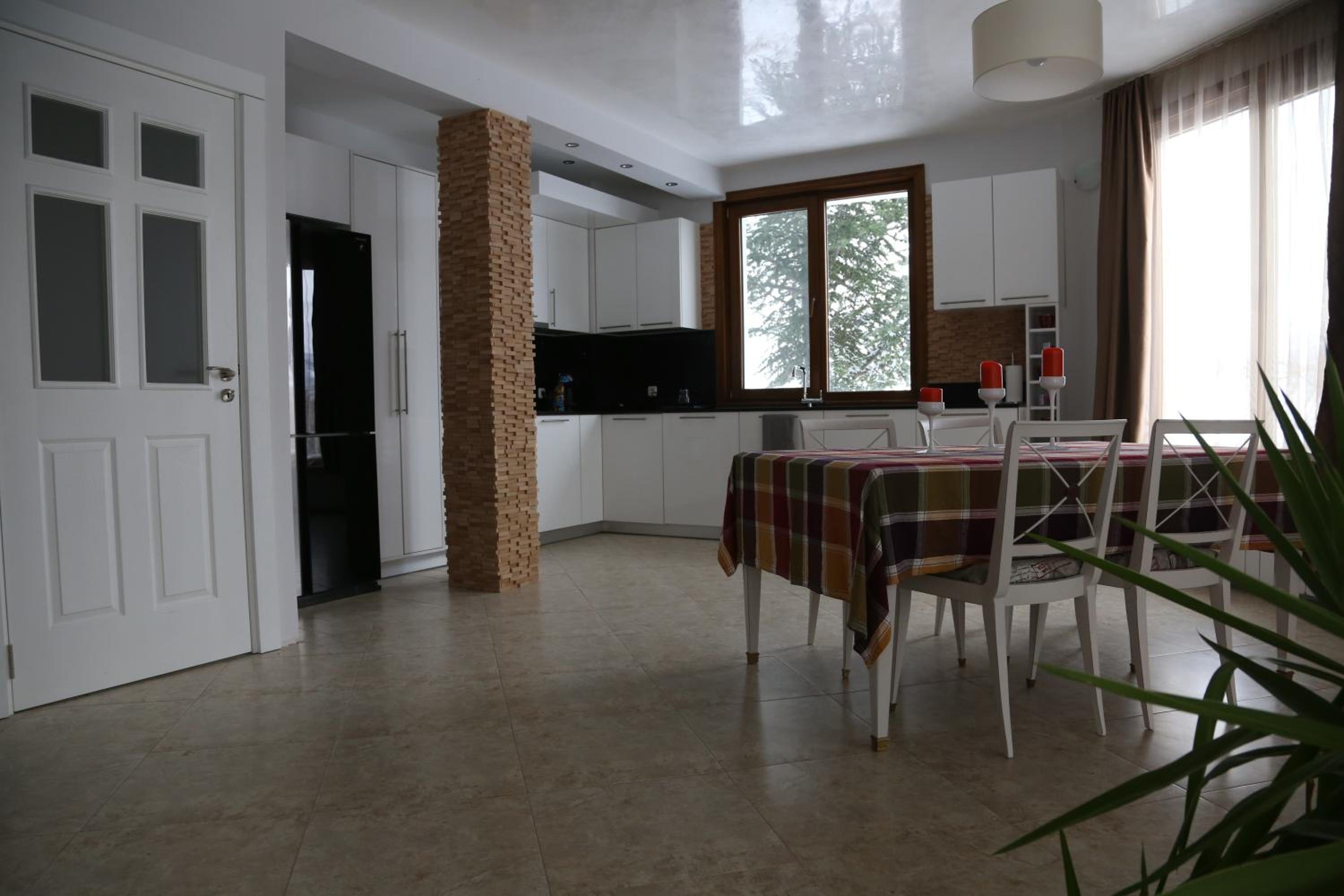 Holiday House Kubrat