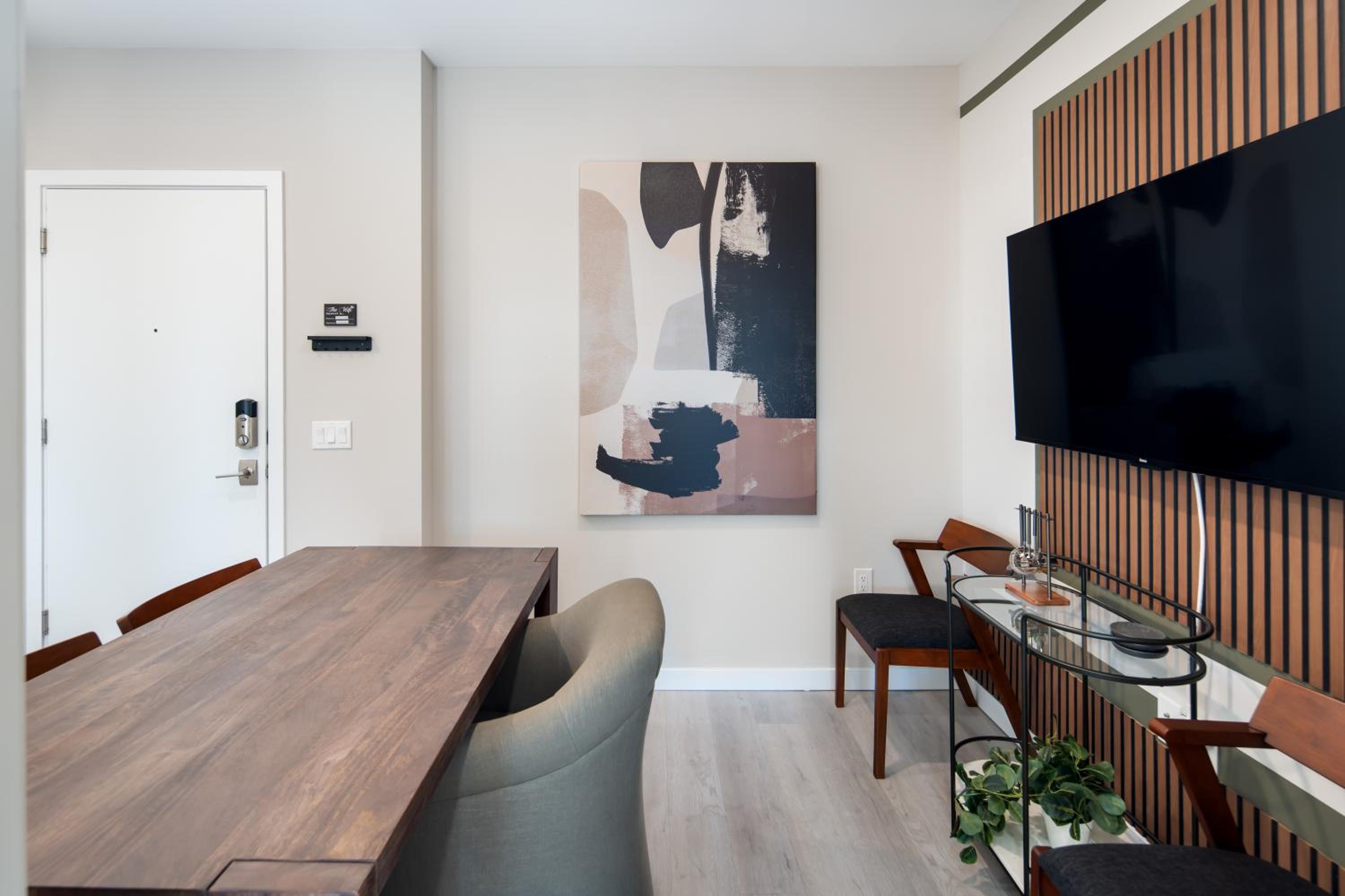 New Haven Vacations - Luxury Furnished Apartments by Hyatus Downtown at Yale - Property Image 191