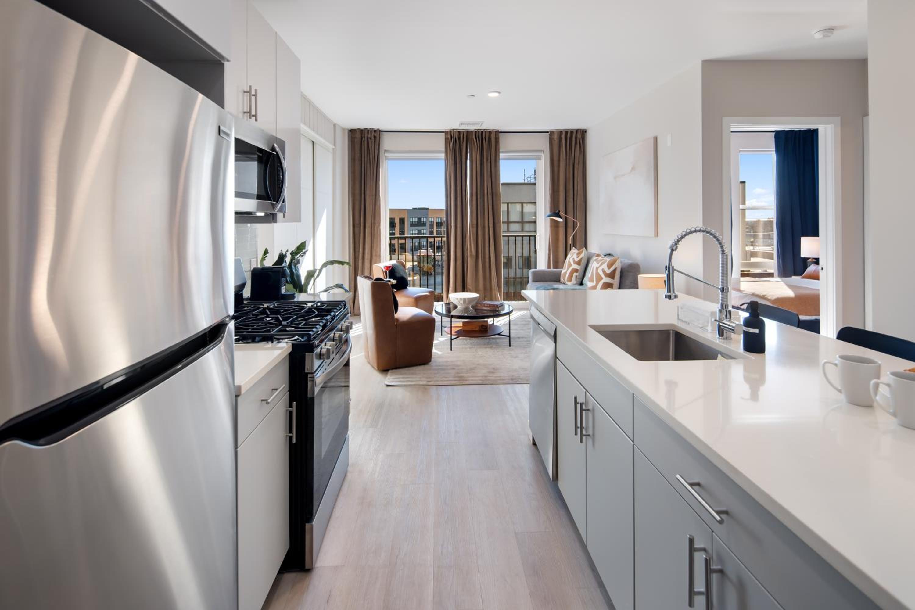 New Haven Vacations - Luxury Furnished Apartments by Hyatus Downtown at Yale - Property Image 169
