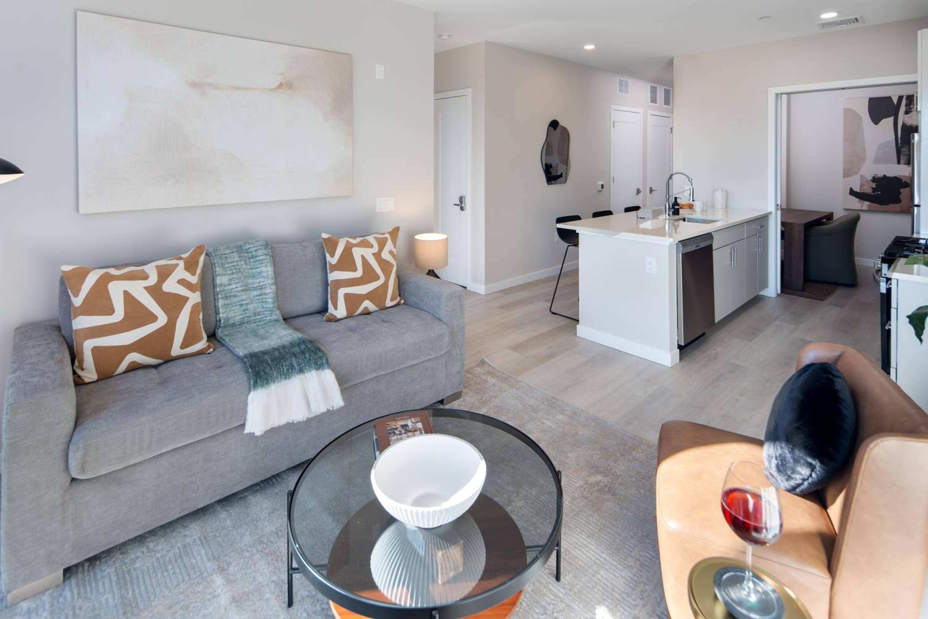 New Haven Vacations - Luxury Furnished Apartments by Hyatus Downtown at Yale - Property Image 154
