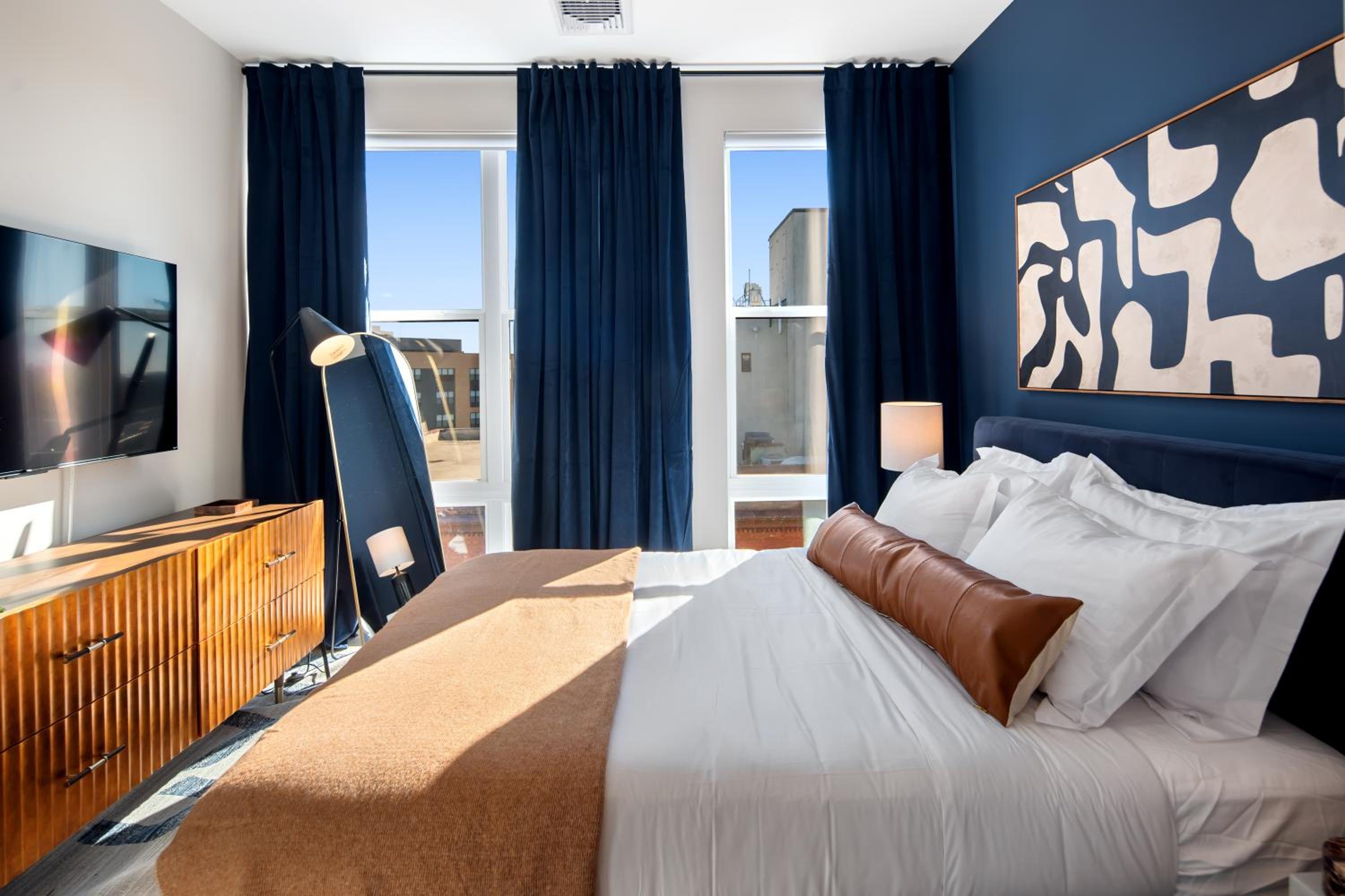 New Haven Vacations - Luxury Furnished Apartments by Hyatus Downtown at Yale - Property Image 172