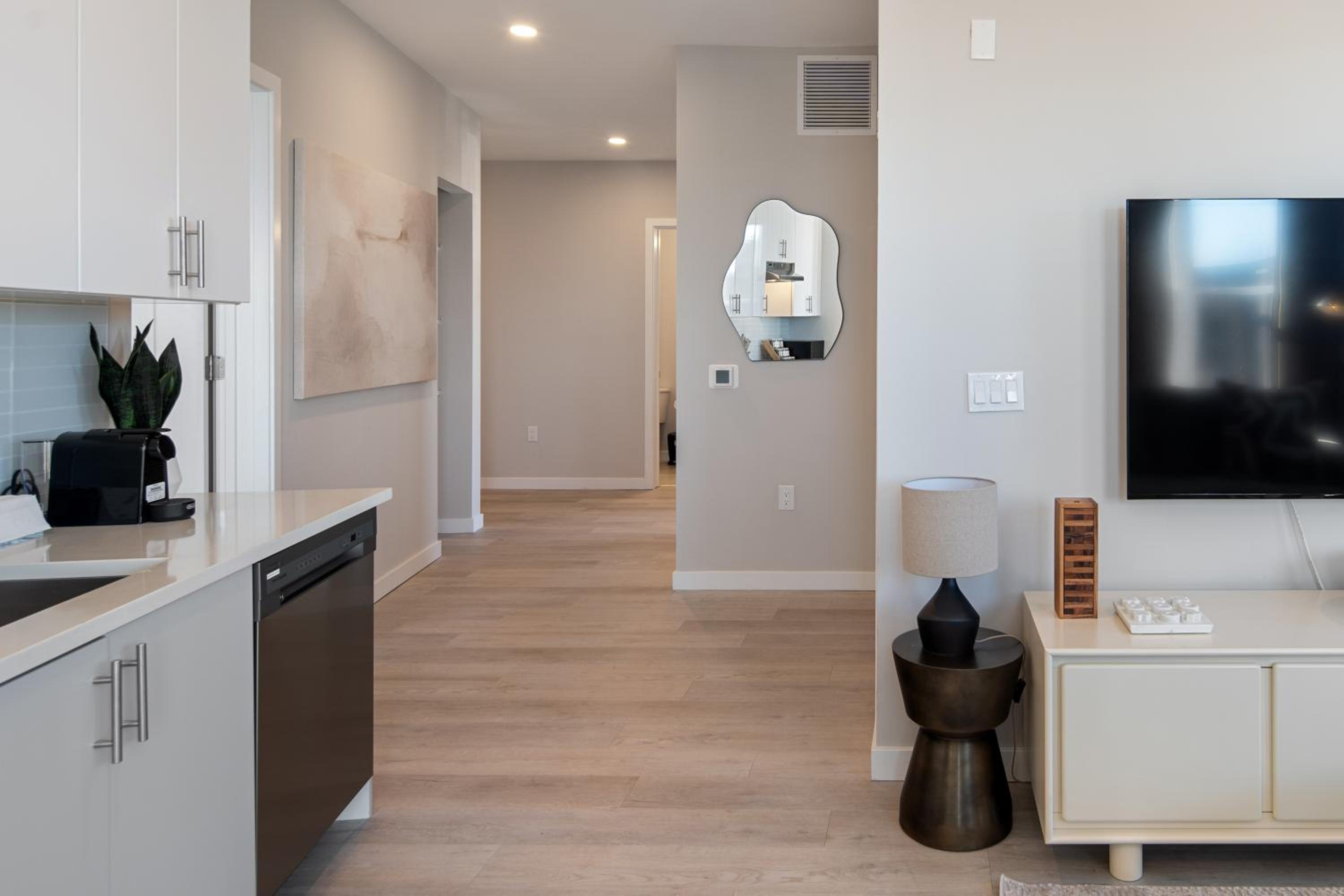 New Haven Vacations - Luxury Furnished Apartments by Hyatus Downtown at Yale - Property Image 136
