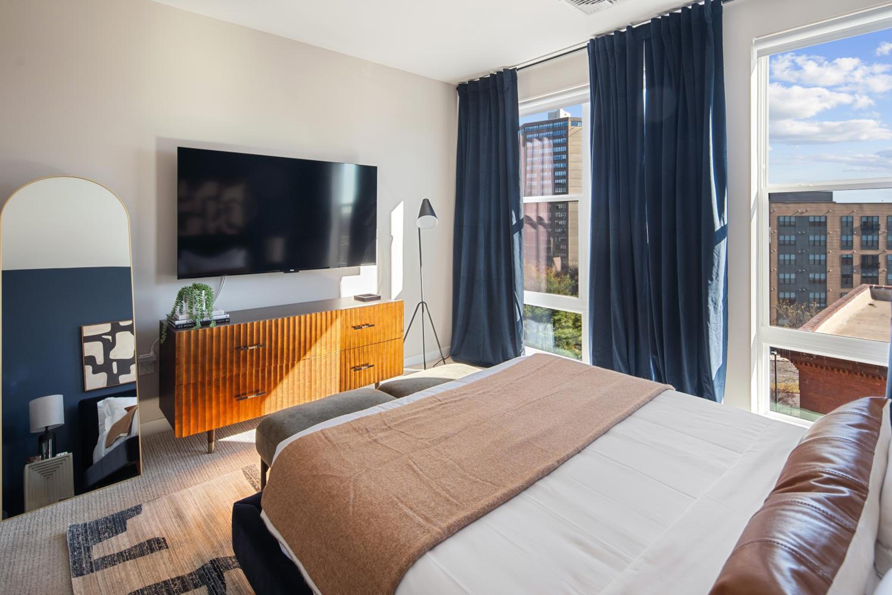 New Haven Vacations - Luxury Furnished Apartments by Hyatus Downtown at Yale - Property Image 139
