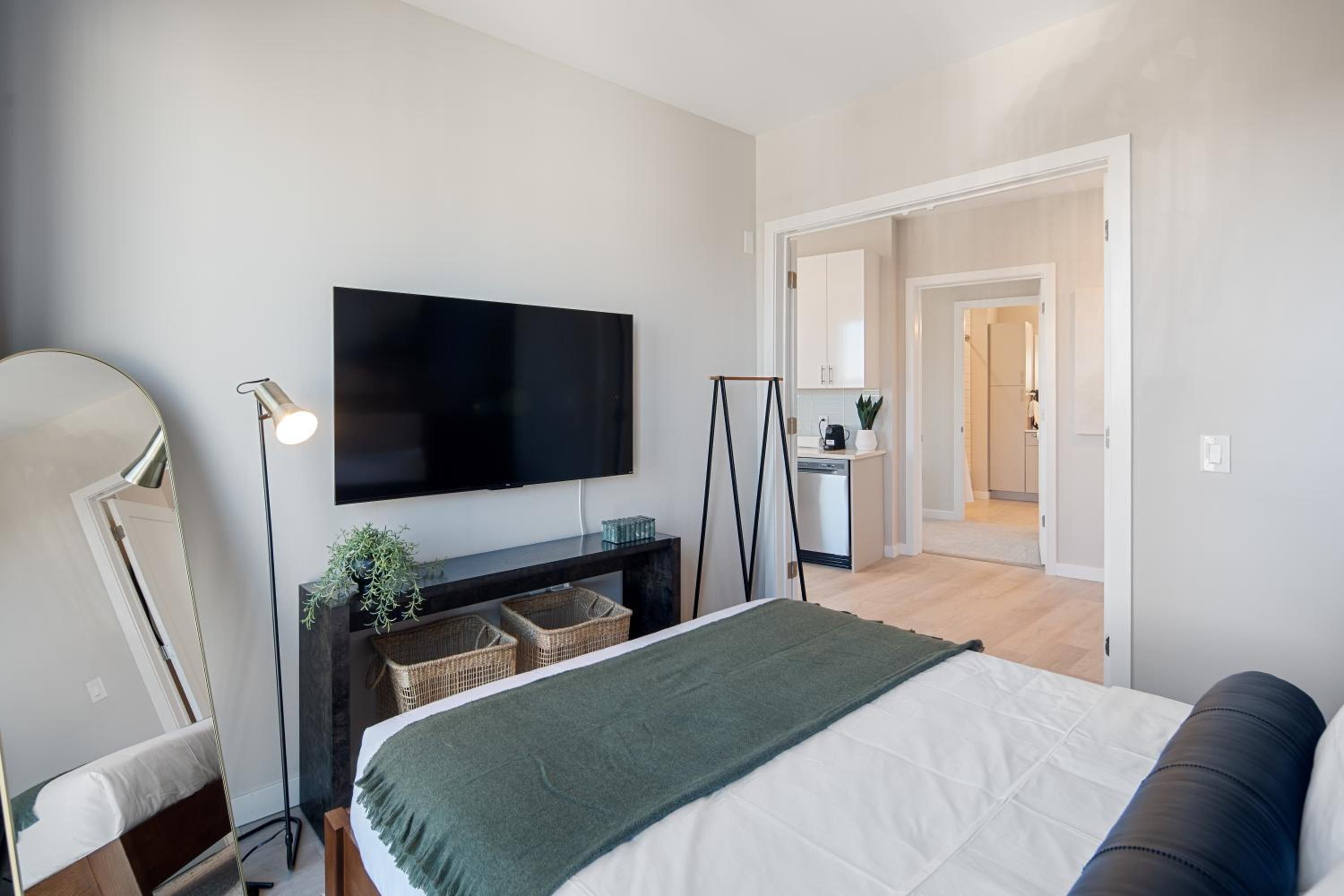 New Haven Vacations - Luxury Furnished Apartments by Hyatus Downtown at Yale - Property Image 147