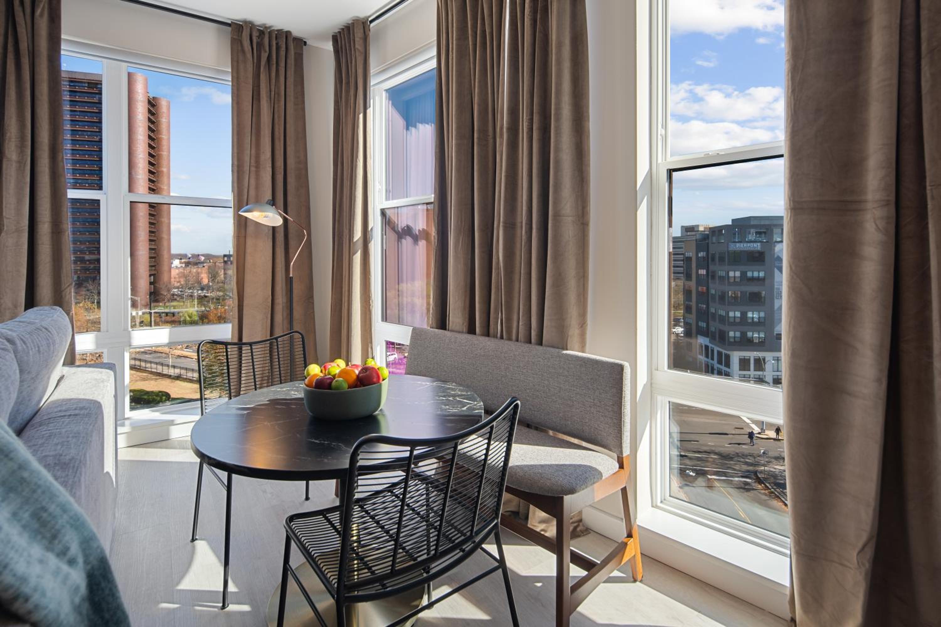 New Haven Vacations - Luxury Furnished Apartments by Hyatus Downtown at Yale - Property Image 126