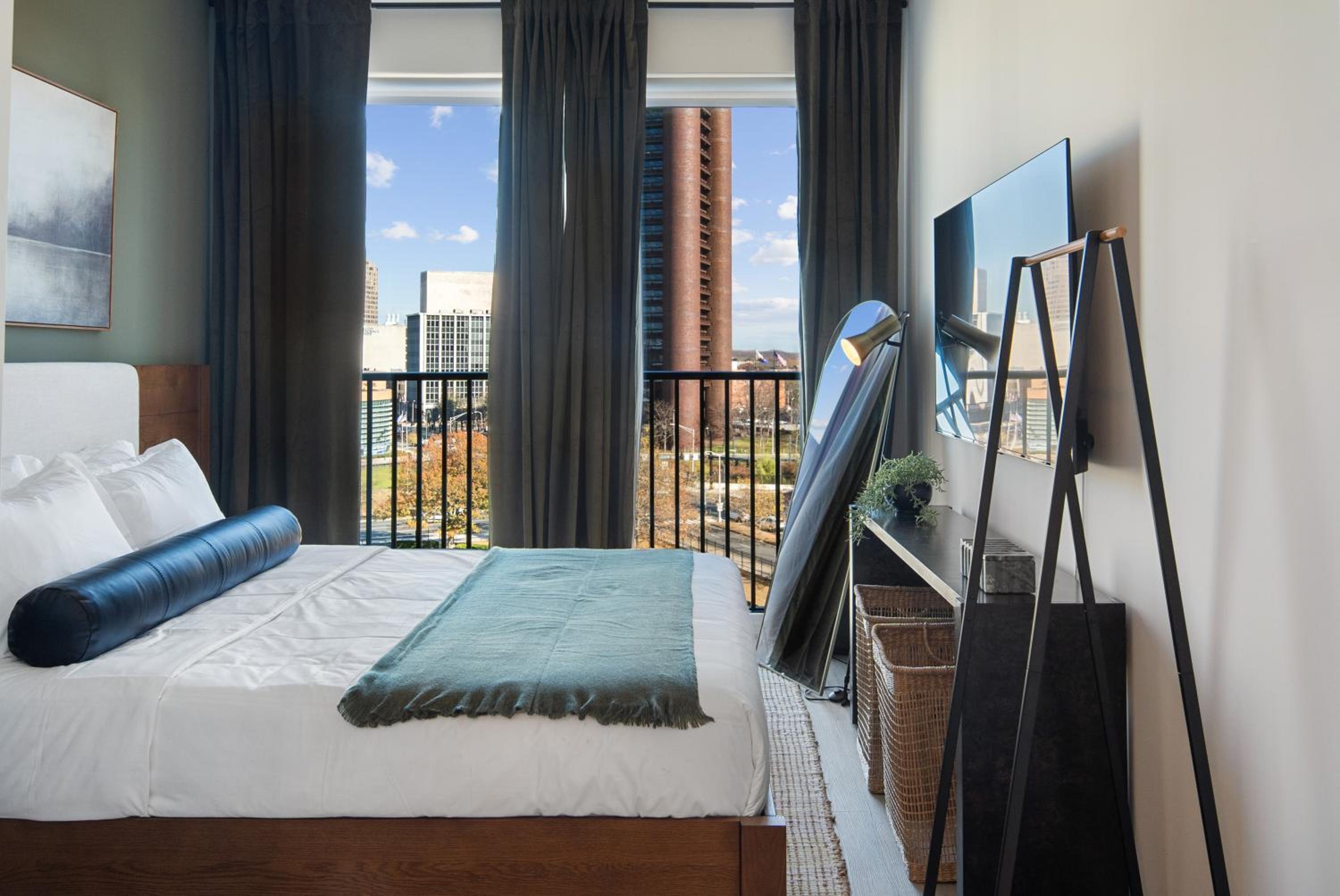 New Haven Vacations - Luxury Furnished Apartments by Hyatus Downtown at Yale - Property Image 149