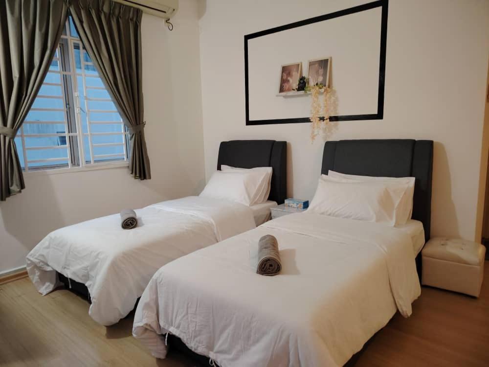 Tebrau City Residence by Natol