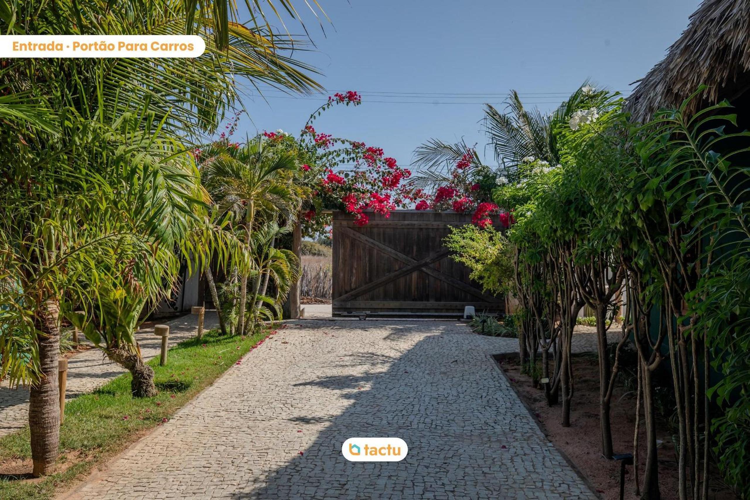 Villa Boungavilea Fortim Luxury Oceanfront House