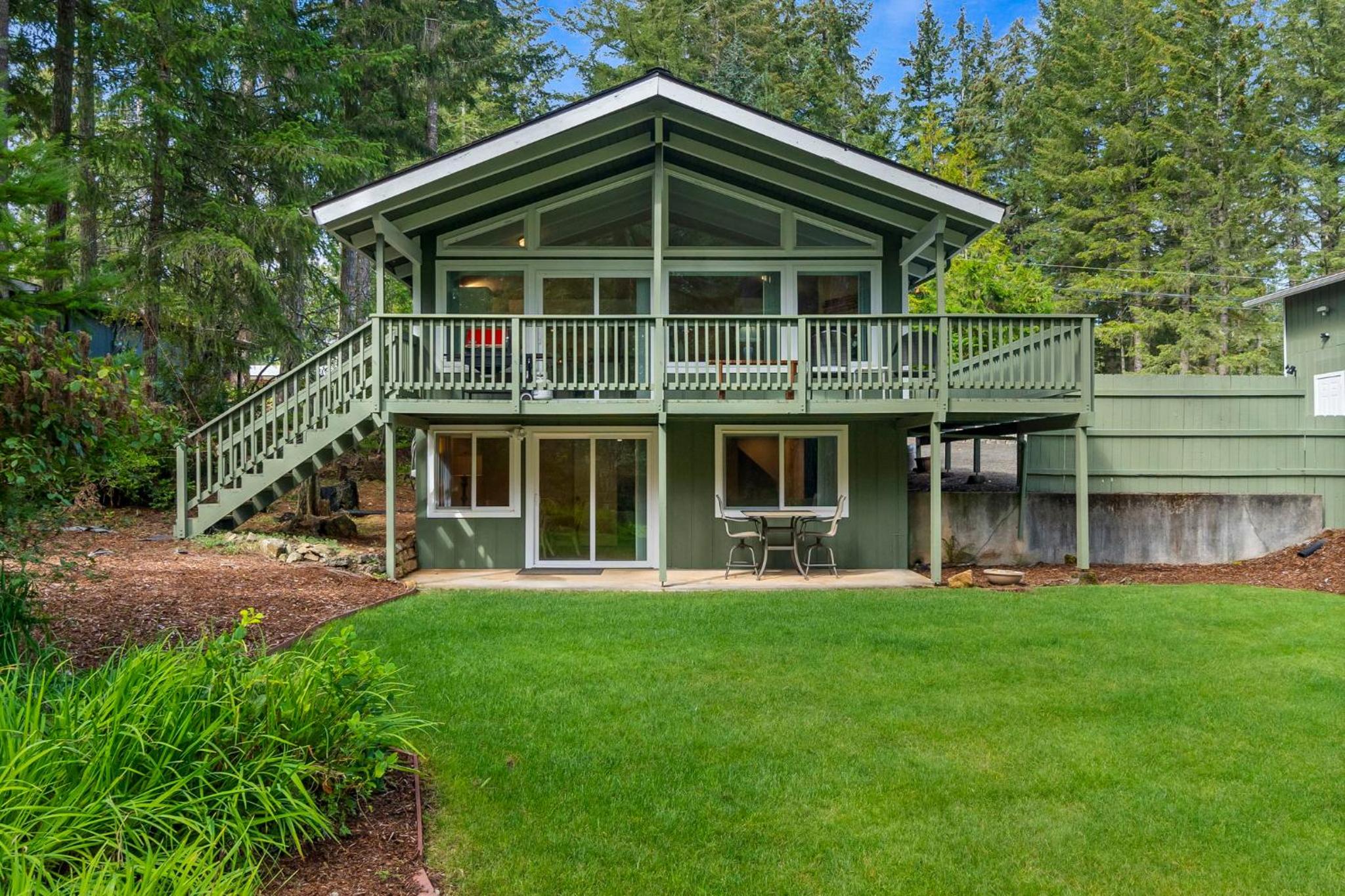 Golf Retreat with Lakes Access view 2