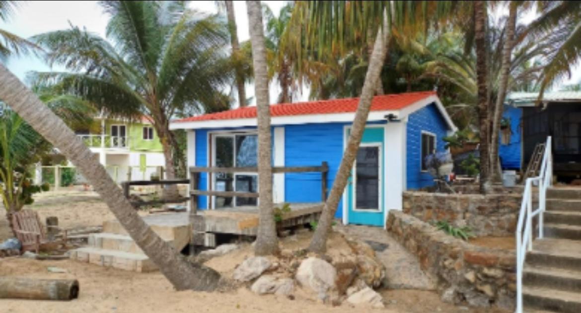 Dove Escapes - One bdrm raised Cabana in Riversdale