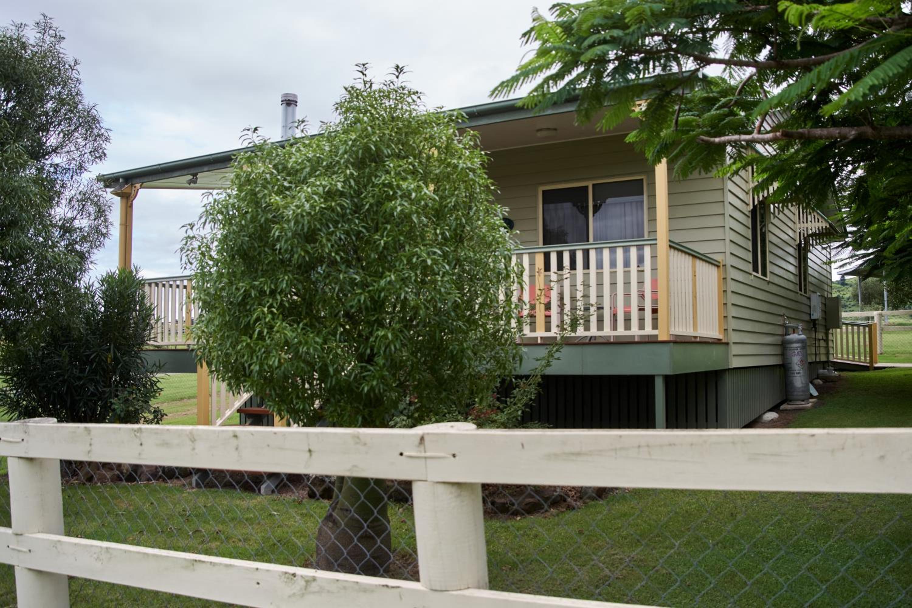 Milford Country Cottages