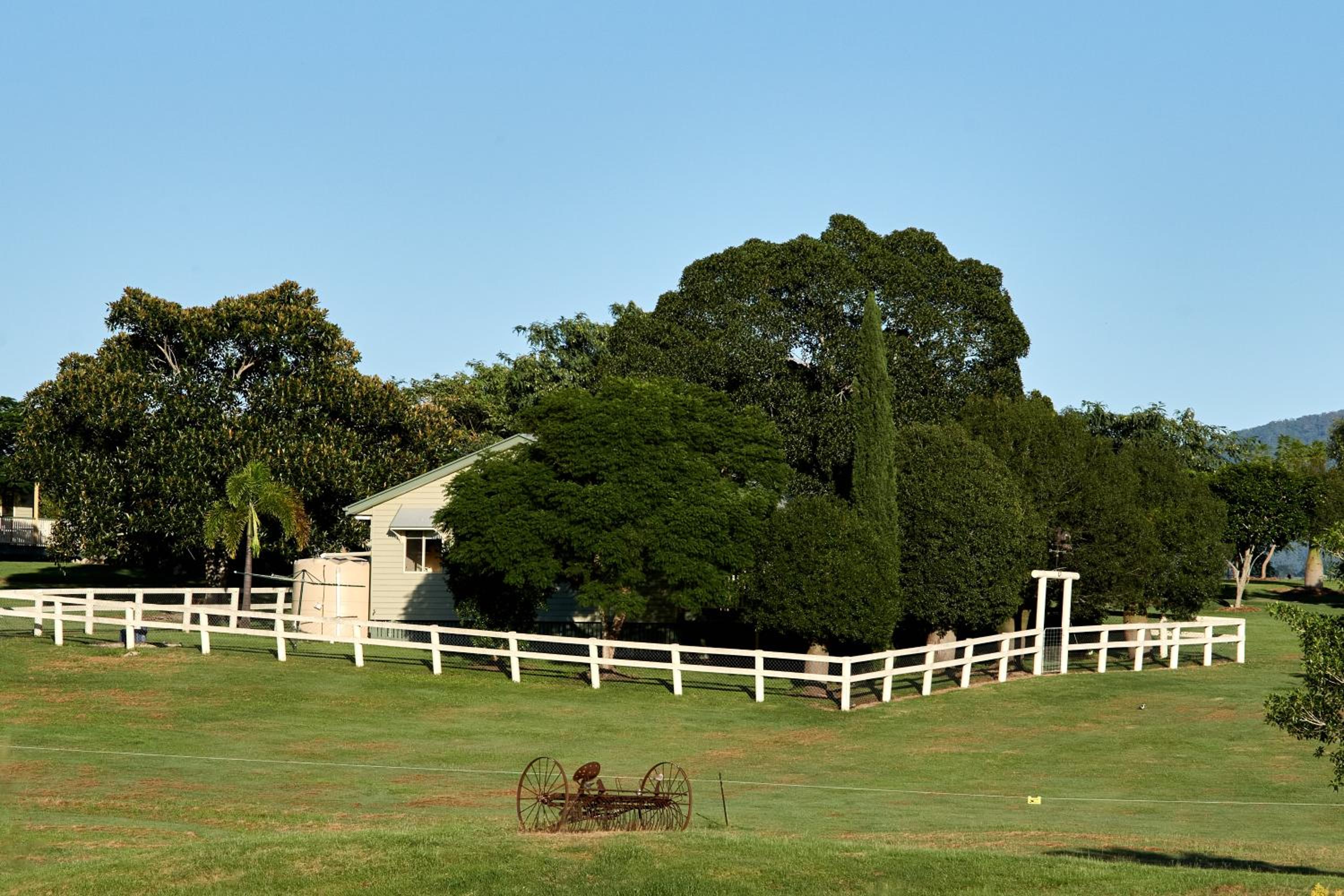 Milford Country Cottages