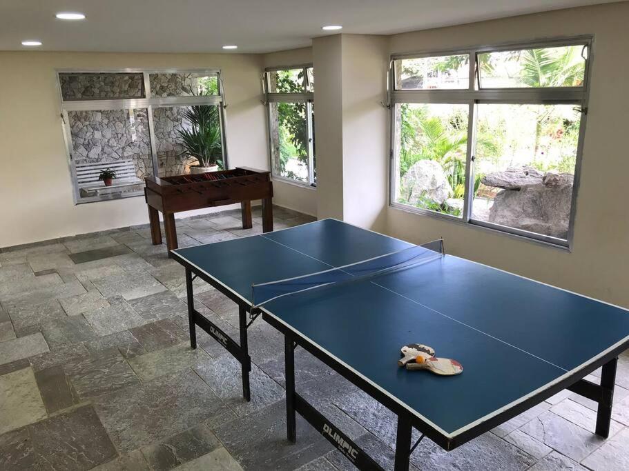 Apartamento no Guarujá Praia da Enseada piscina e lazer