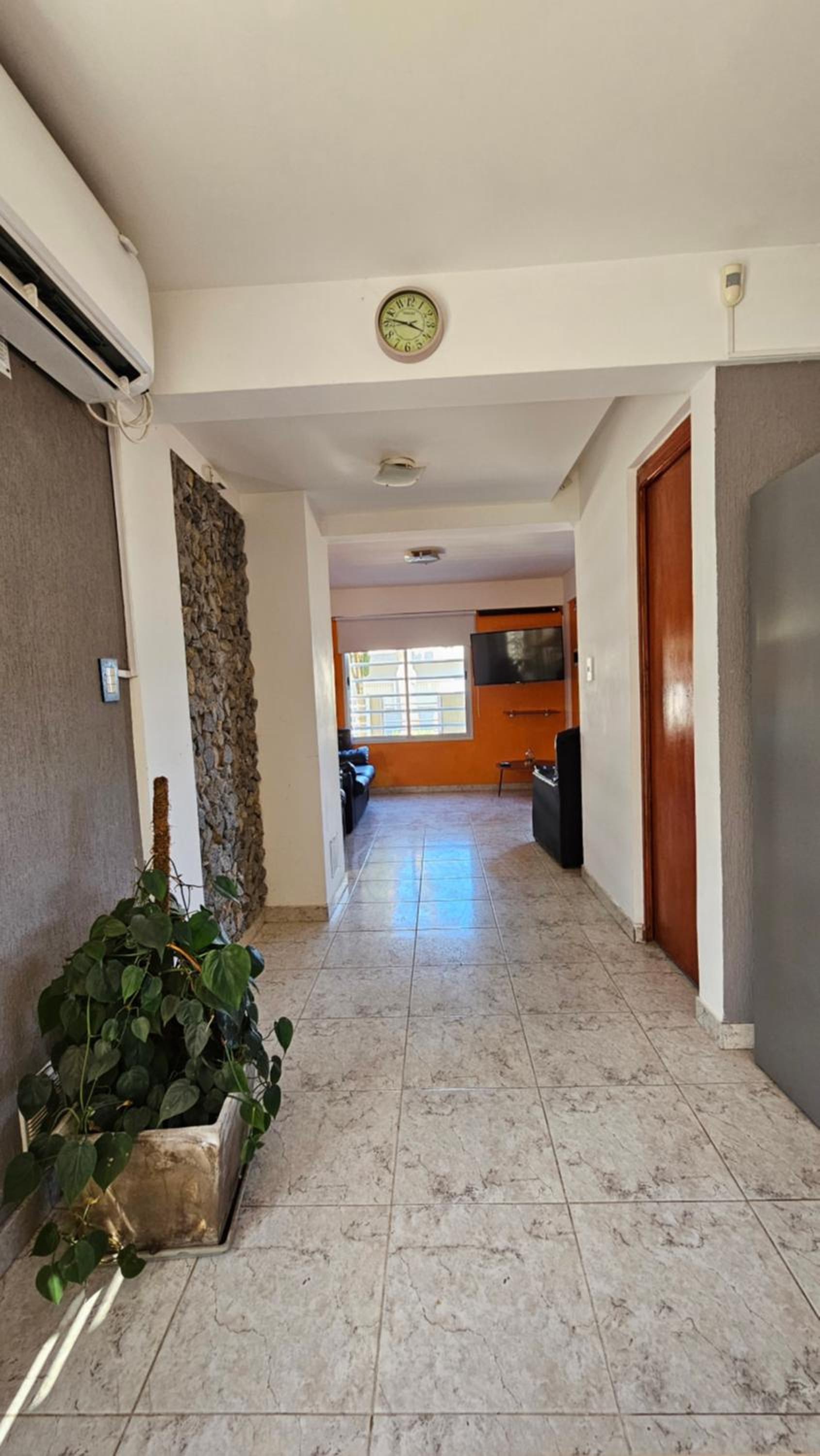 Complejo Edgardo - Castelli 699