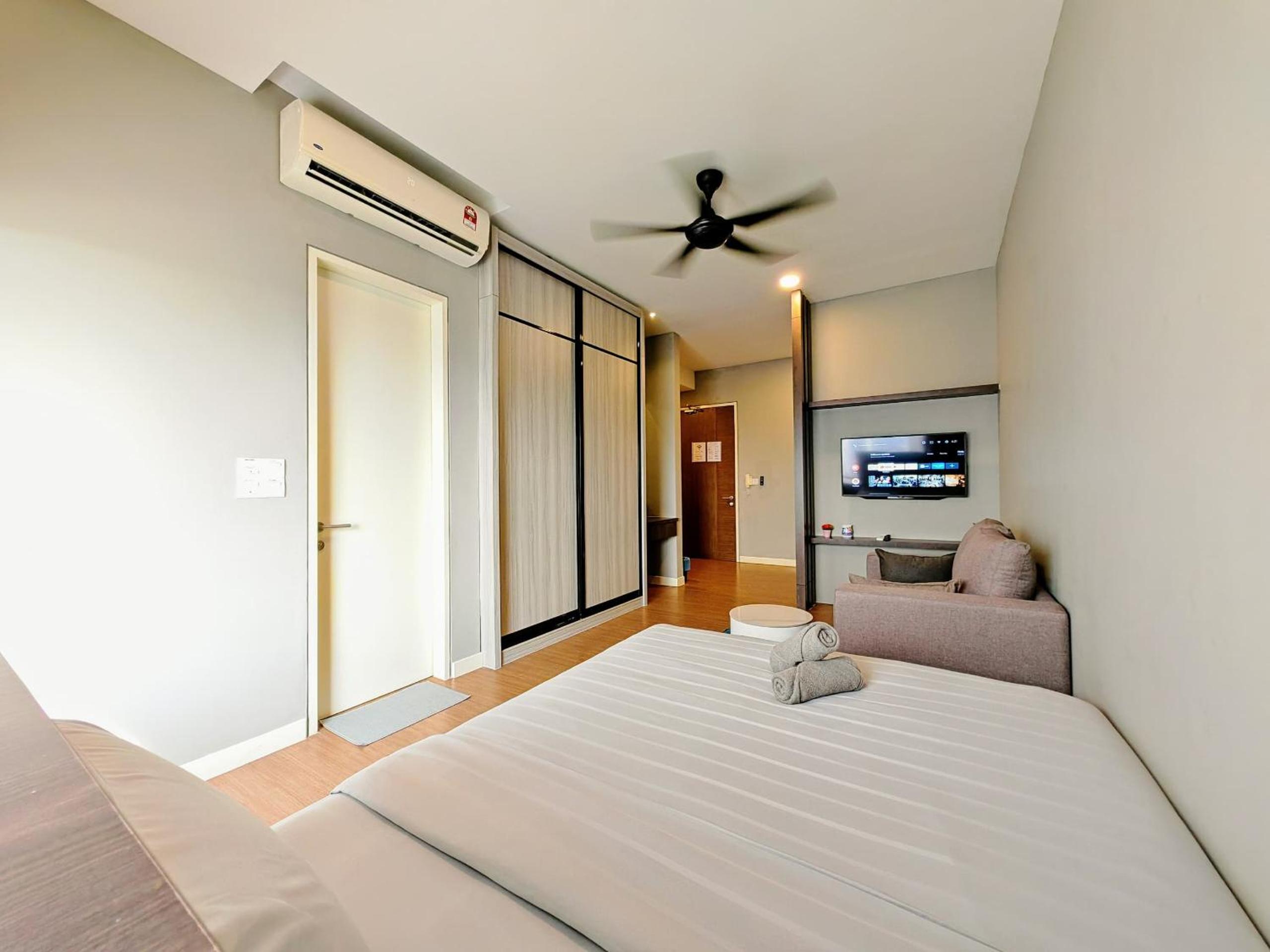 Imperio Residence Studio Suite by MJ Holiday photo 3