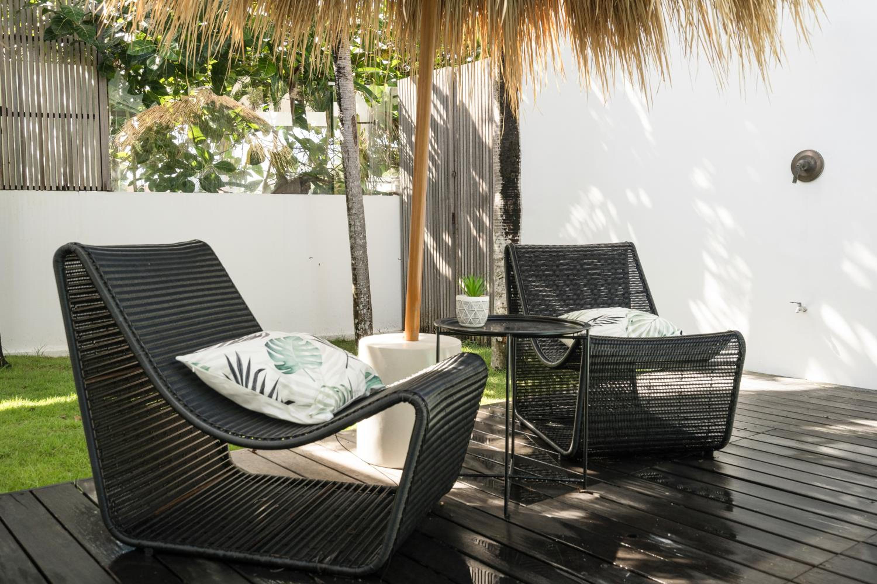 Villa Reif 3, Luxury poolvilla, 2 bedrooms, 100m2, near beach Canggu, quiet location