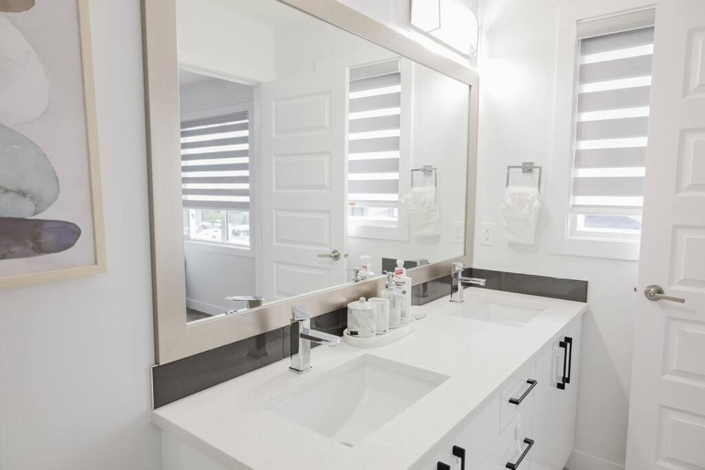 Executive Modern Family Haven for Short Stays