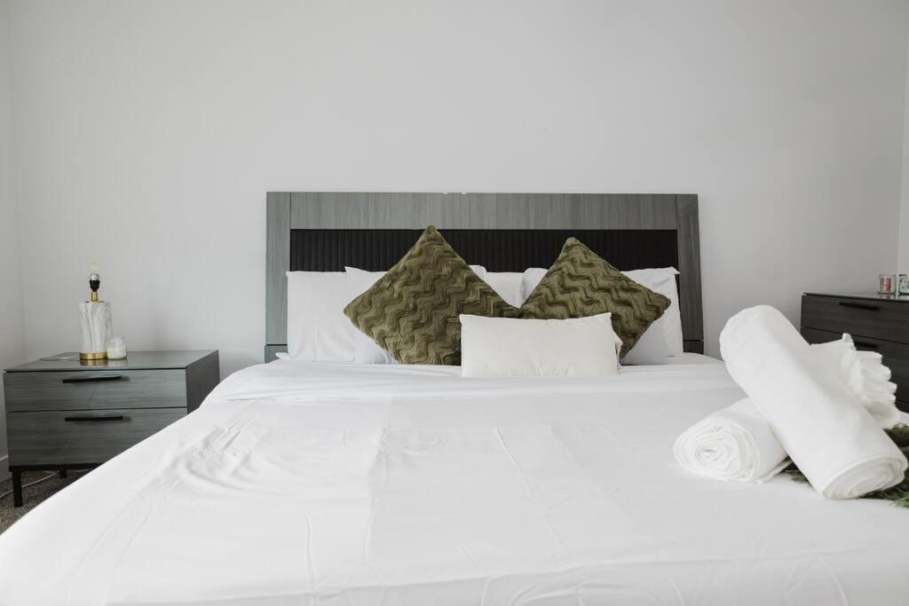 Executive Modern Family Haven for Short Stays
