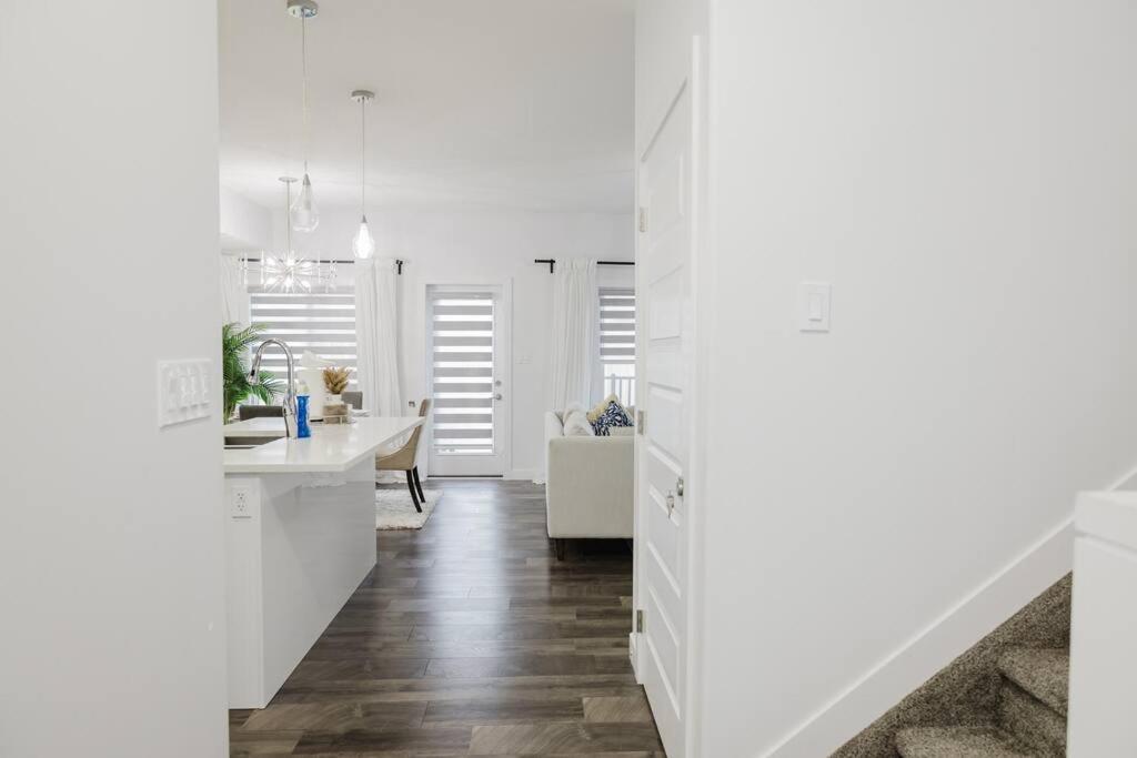 Executive Modern Family Haven for Short Stays