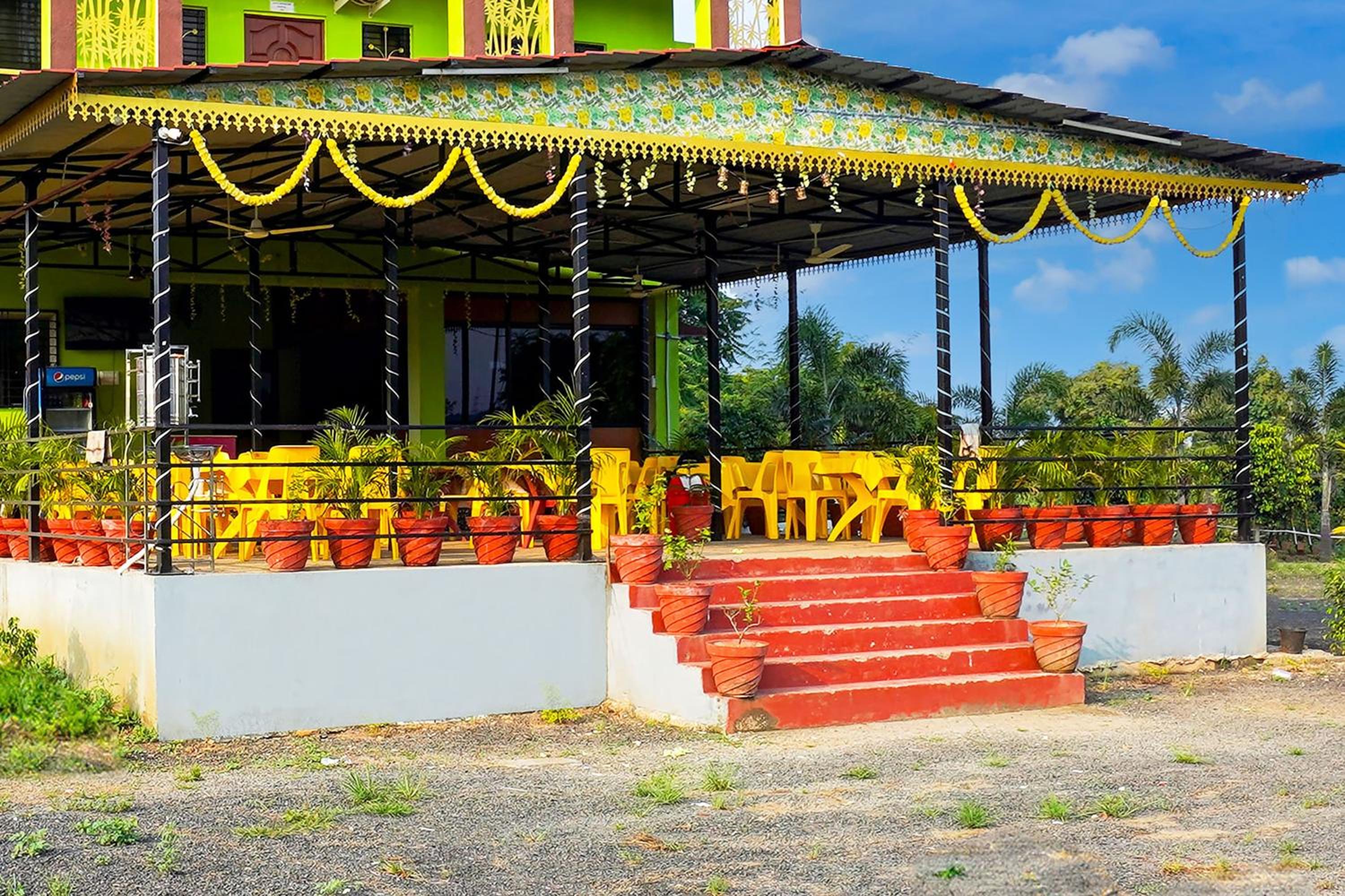 Hotel O Madhur Inn view 4