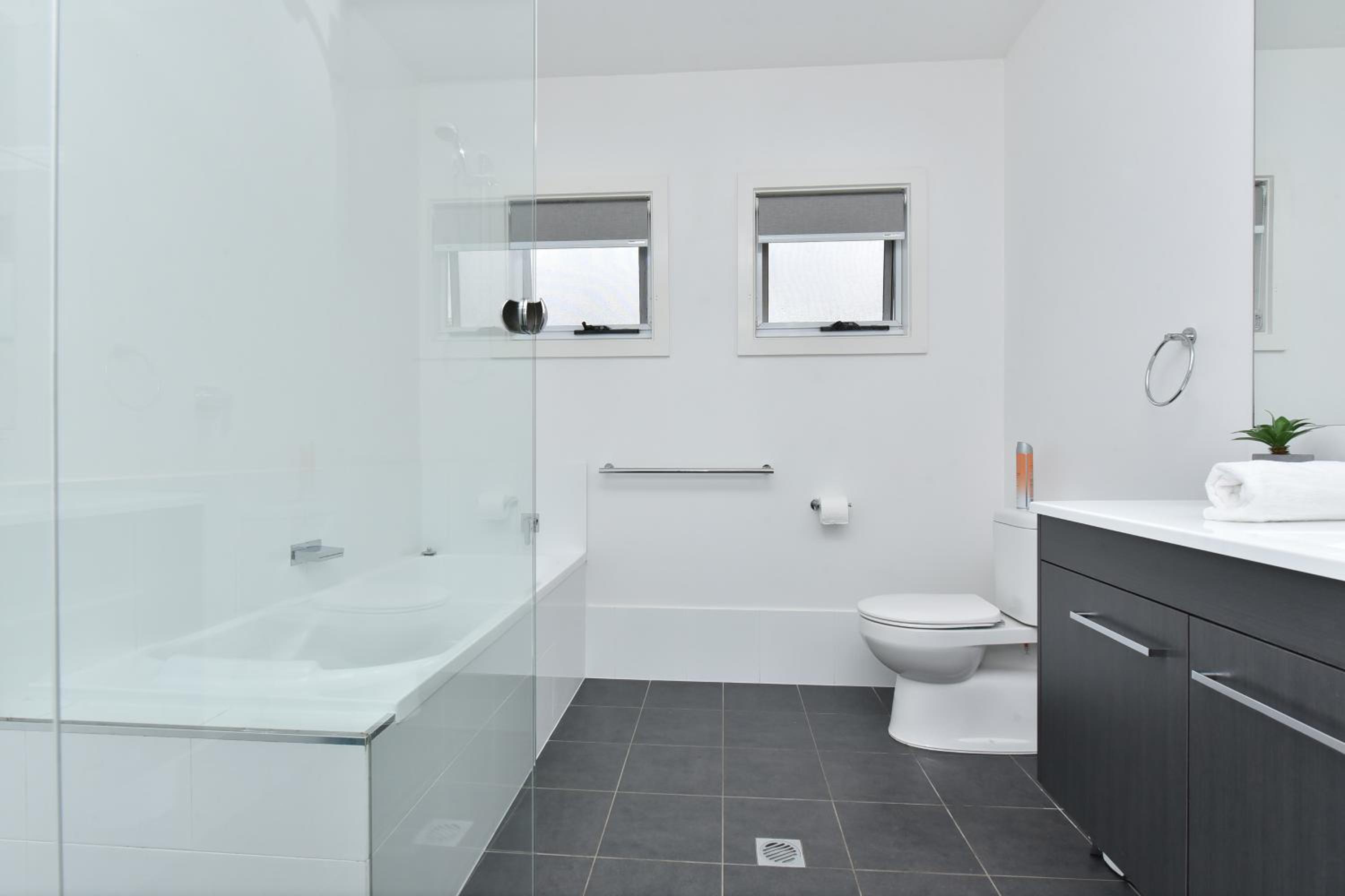 Caves Beach Villa Bombora