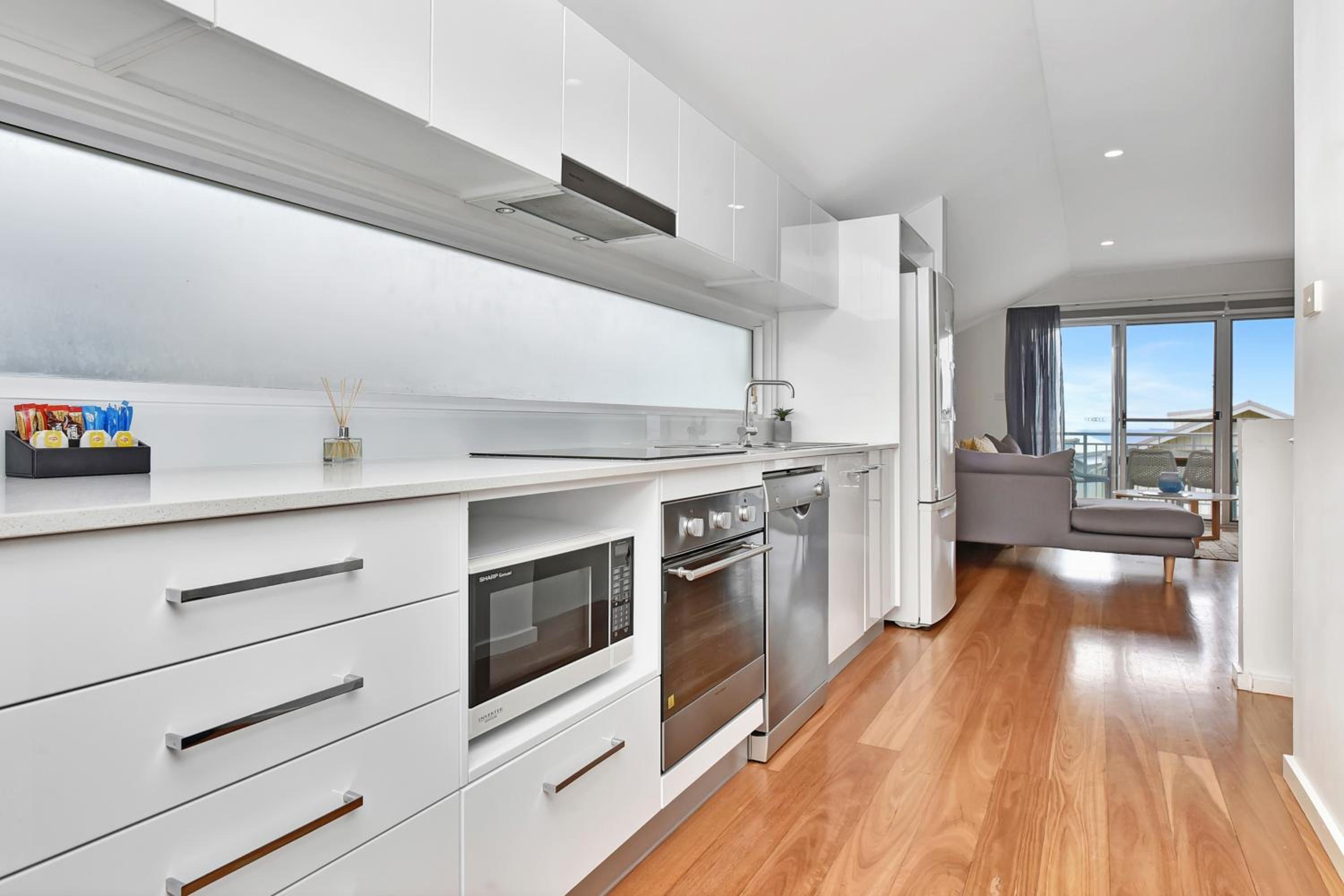 Caves Beach Villa Bombora