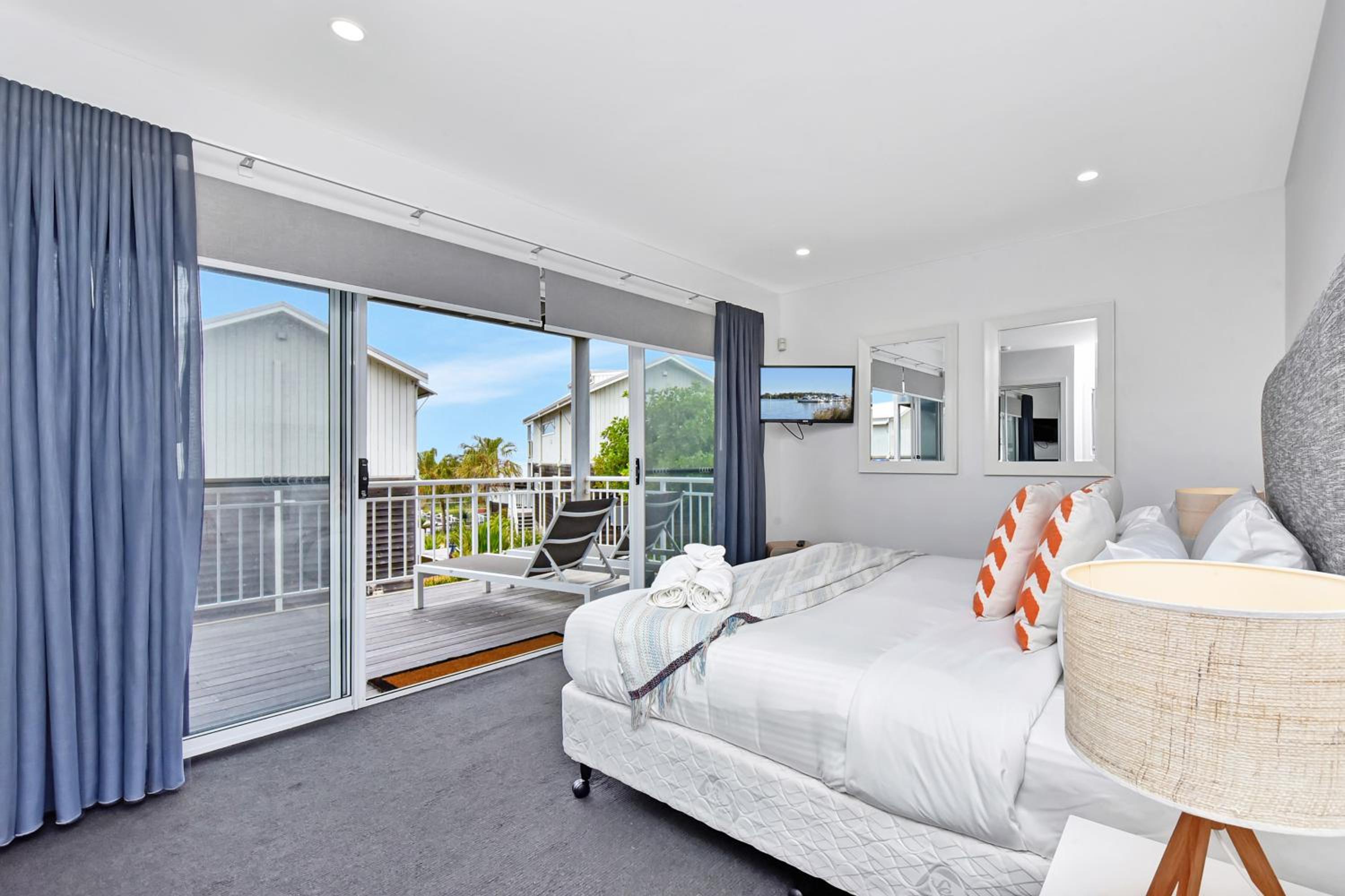 Caves Beach Villa Bombora