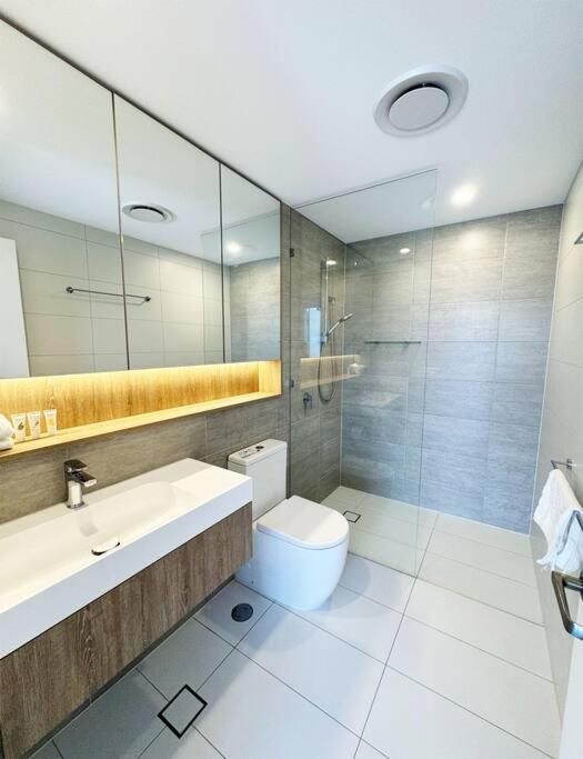 Ocean Skyline view apartment-Casino