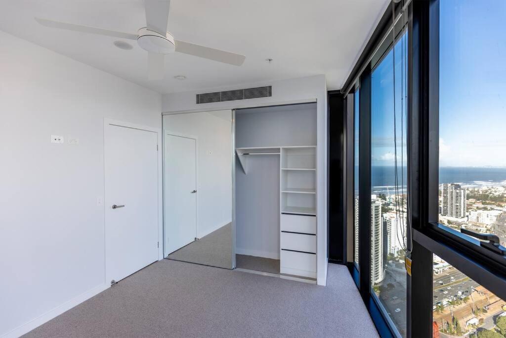 Ocean Skyline view apartment-Casino