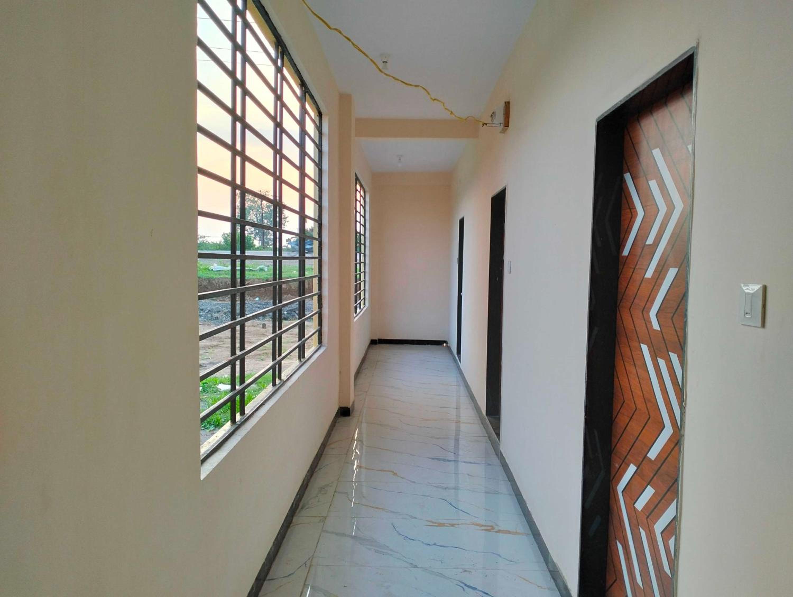 Hotel O Midwaytreat Burhanpur
