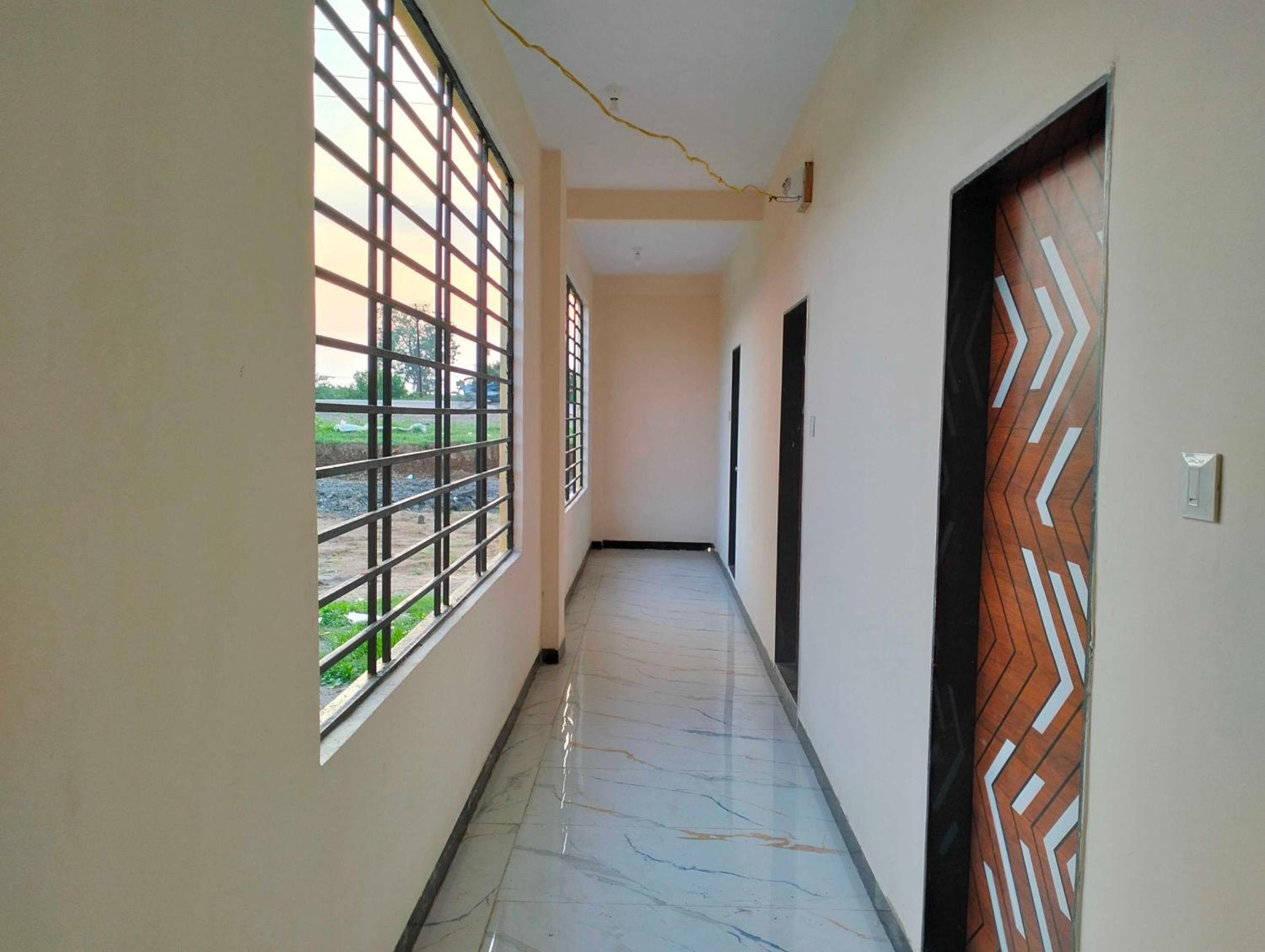 Hotel O Midwaytreat Burhanpur