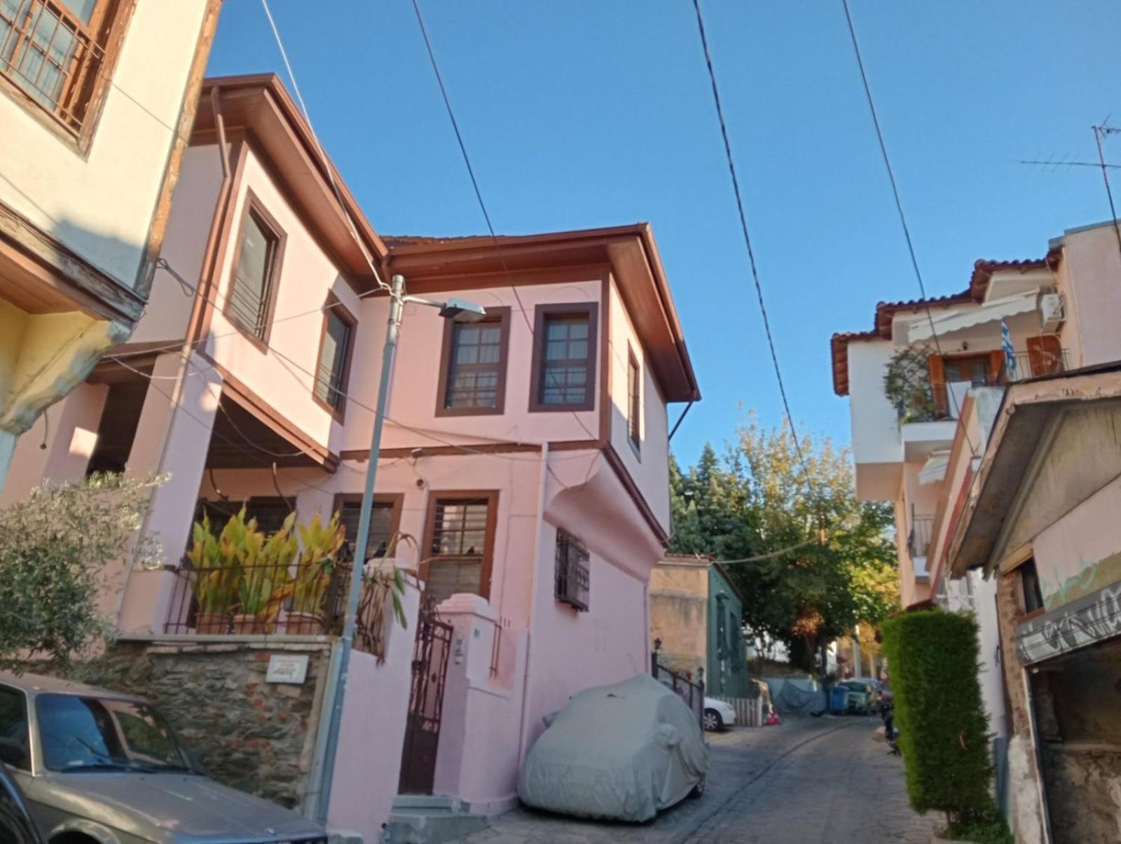 Happy Nest Studios Thessaloniki