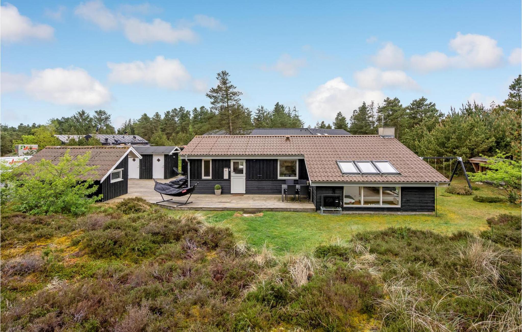 Awesome Home In Blåvand With Sauna