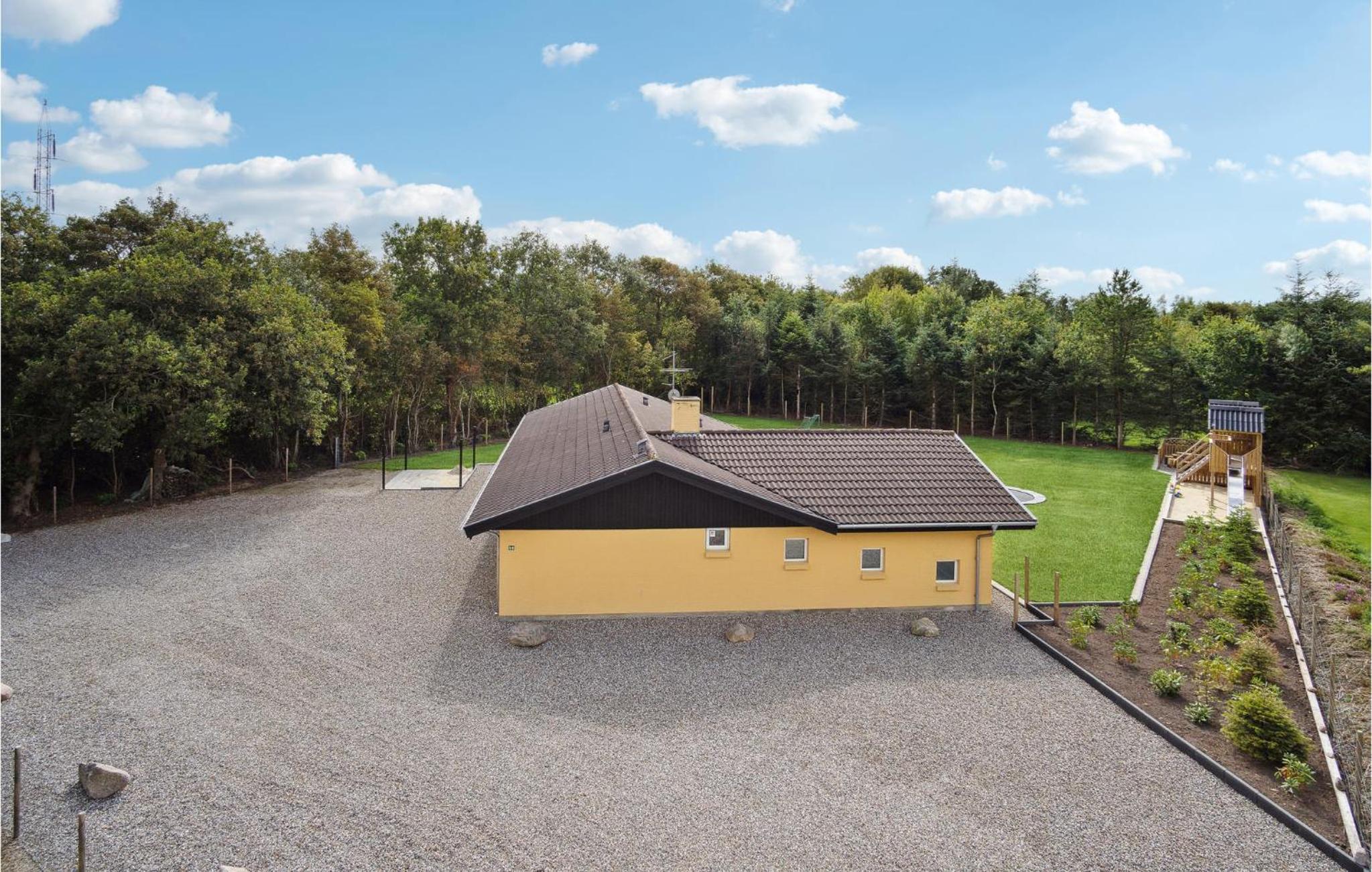 Pet Friendly Home In Oksbøl With Sauna