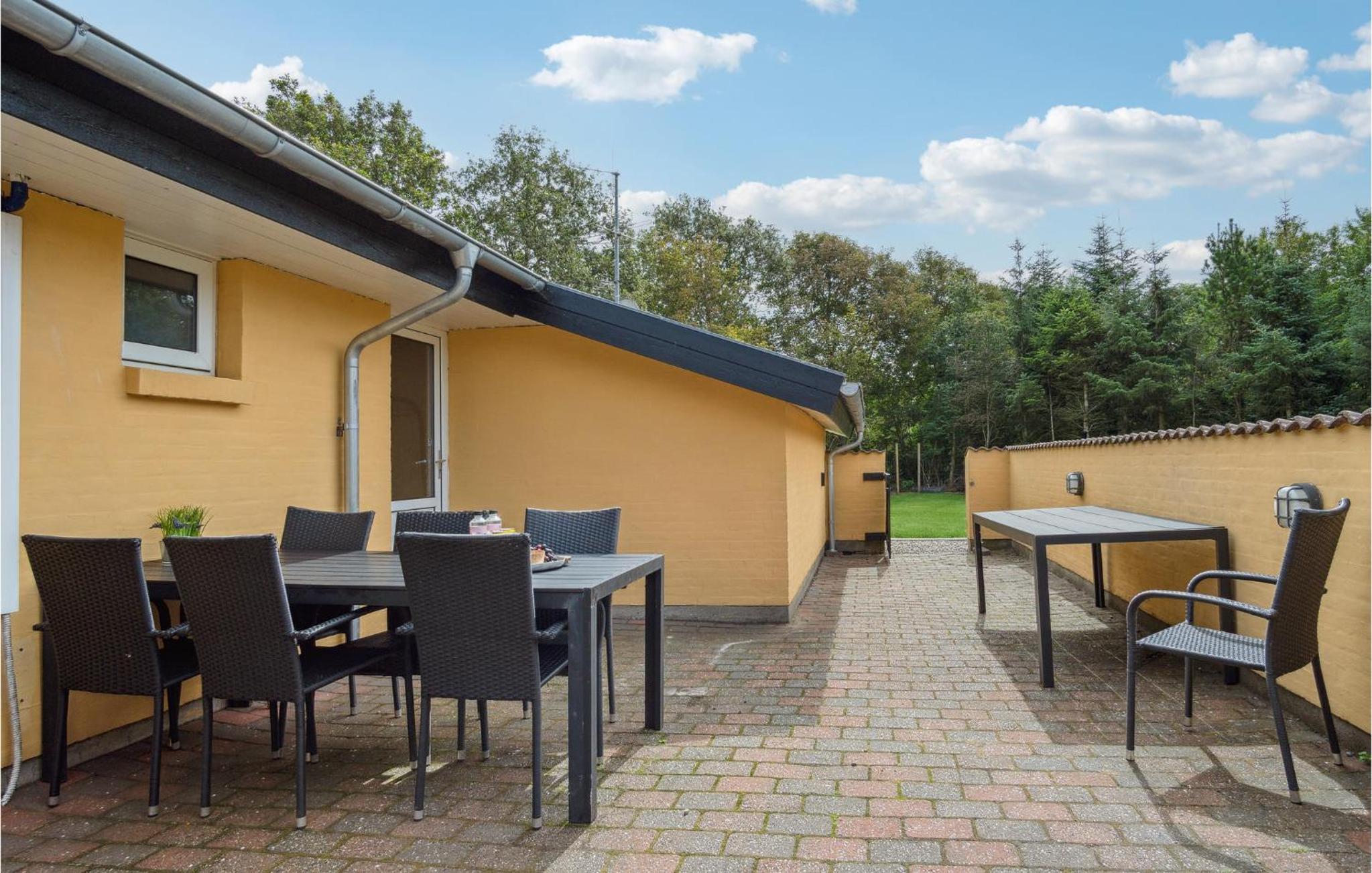 Pet Friendly Home In Oksbøl With Sauna
